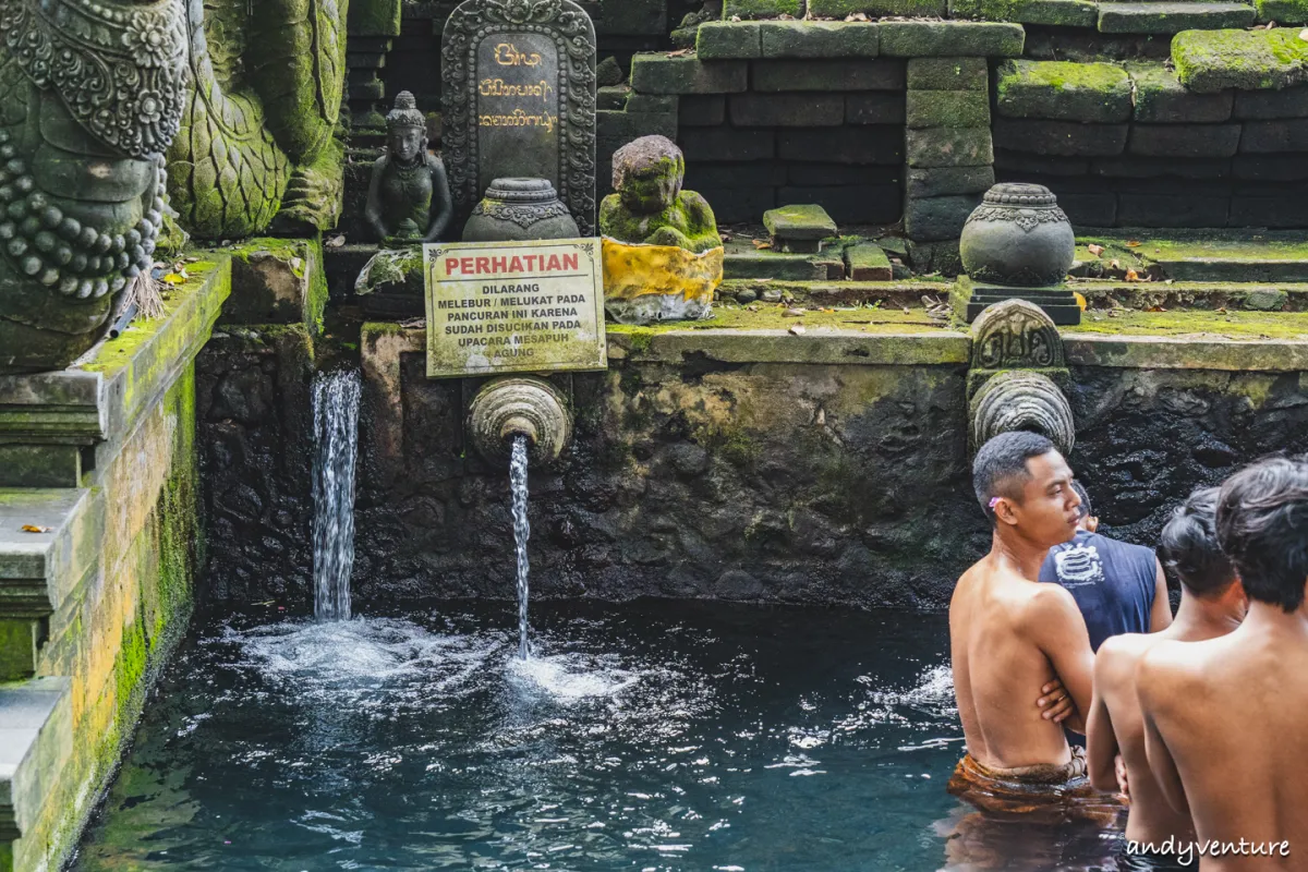 聖泉寺(Pura Tirta Empul)－峇里島五大聖廟之一，聖泉浴流程介紹｜峇里島包車自由行