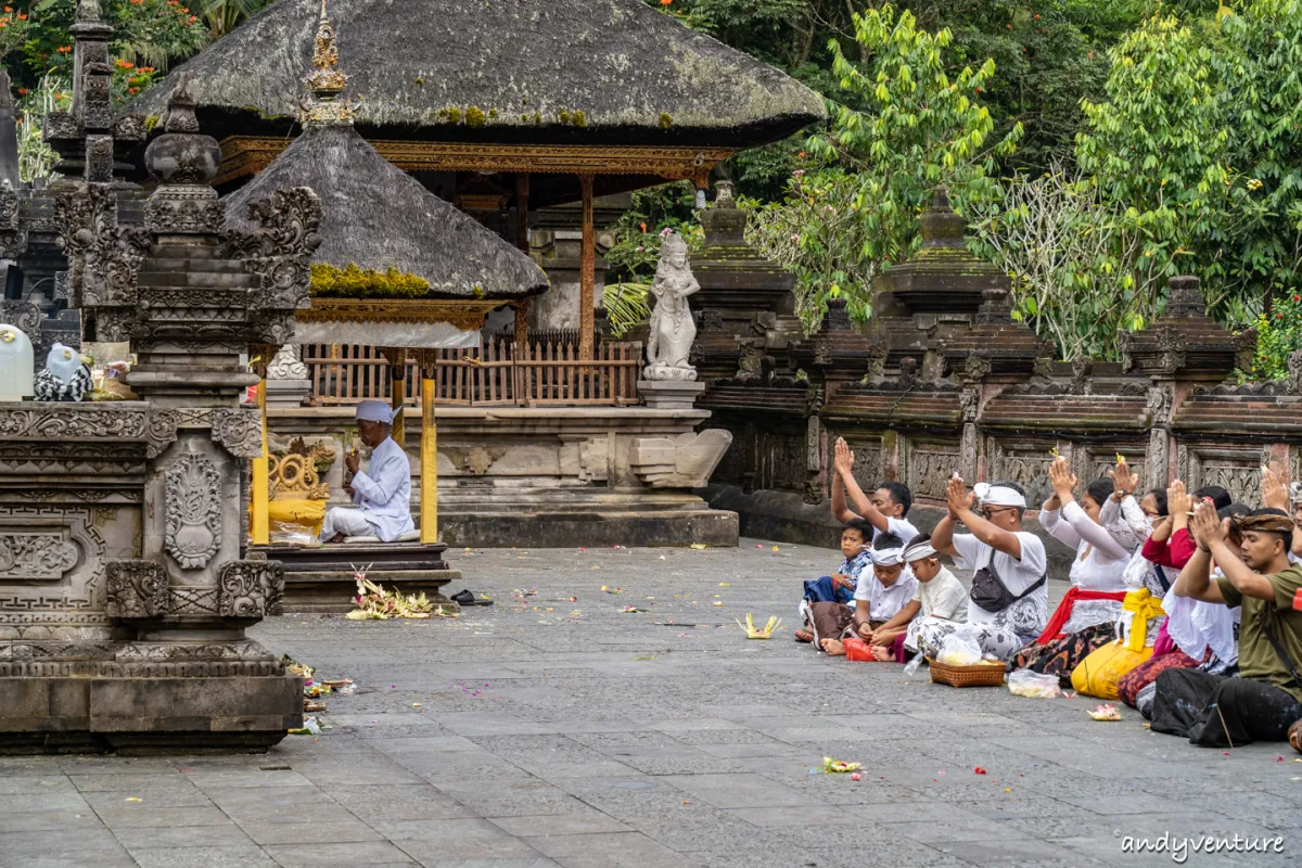 聖泉寺(Pura Tirta Empul)－峇里島五大聖廟之一，聖泉浴流程介紹｜峇里島包車自由行