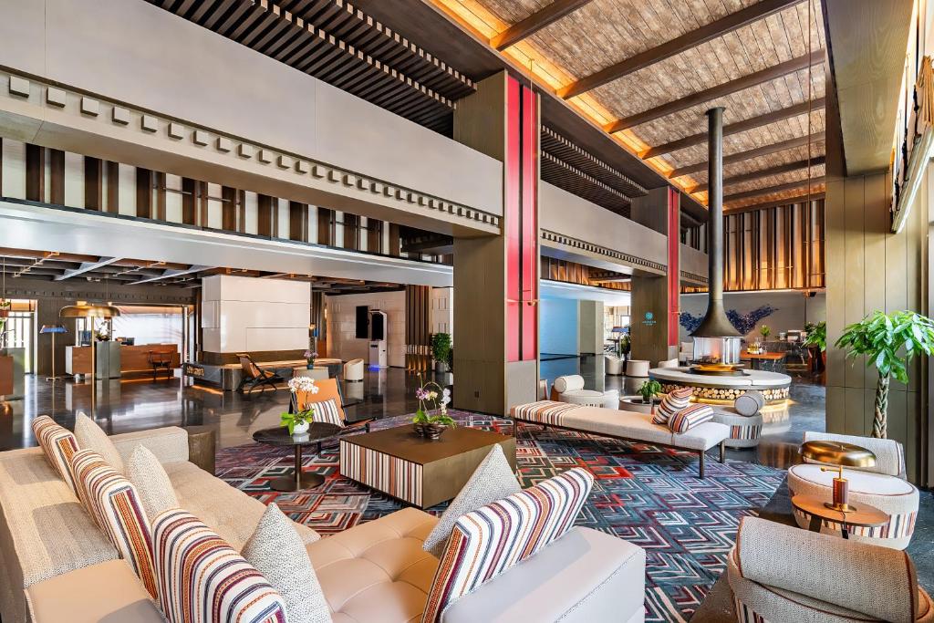 九寨溝住宿推薦-九寨英迪格飯店 九寨溝住宿推薦-九寨英迪格飯店