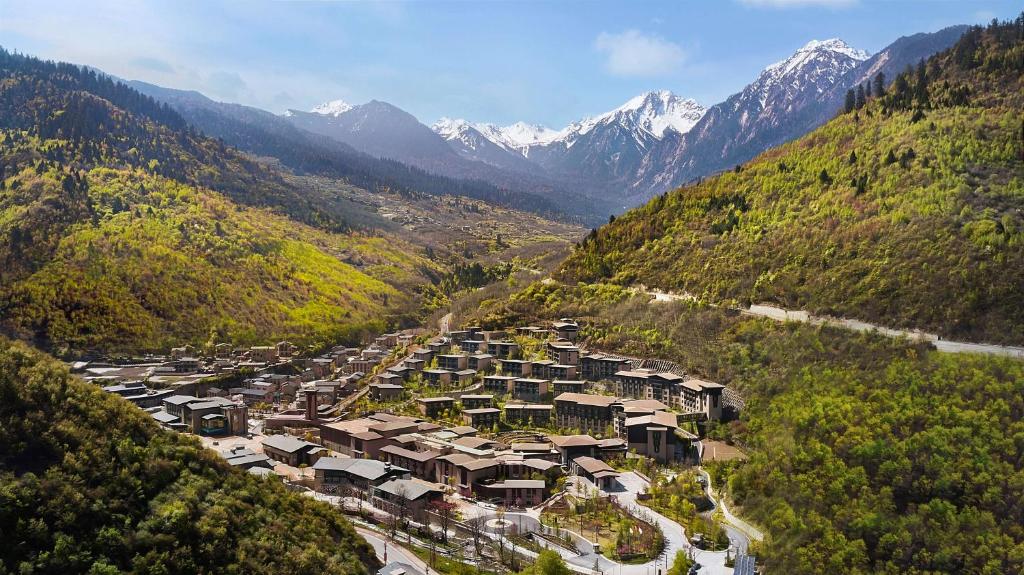 九寨溝住宿推薦-九寨魯能希爾頓度假酒店 九寨溝住宿推薦-九寨魯能希爾頓度假酒店