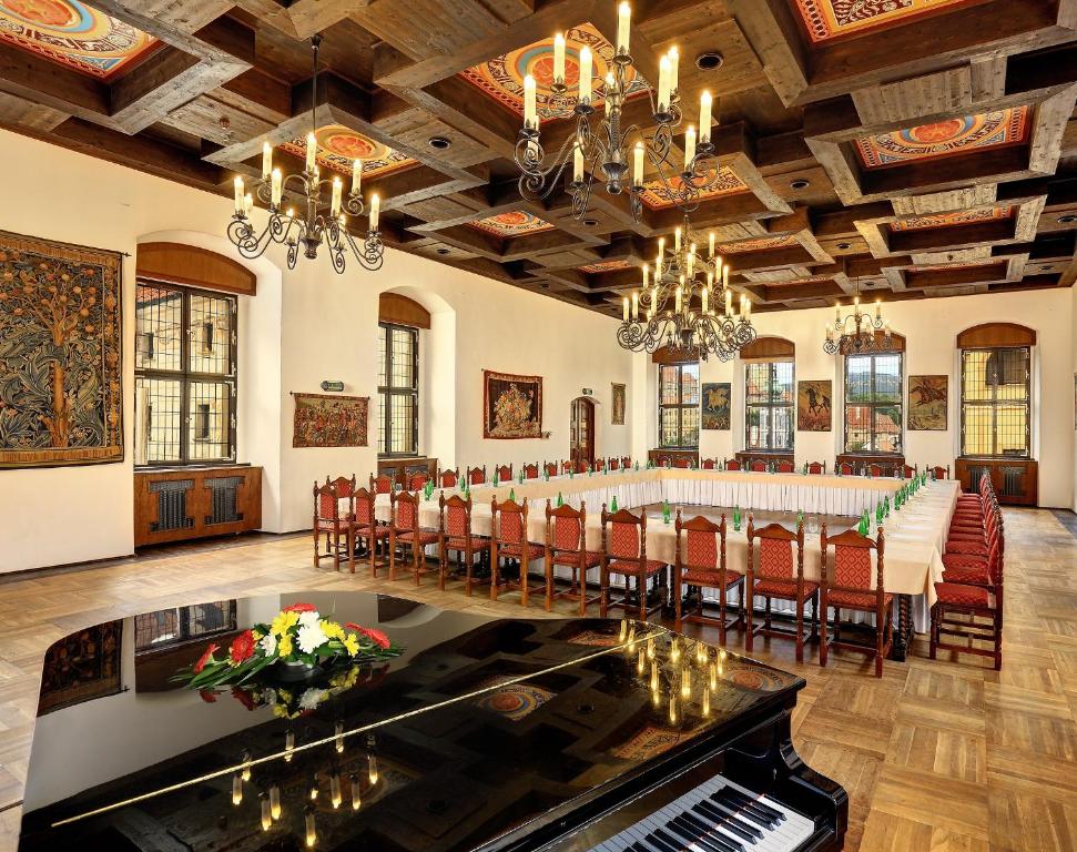 ck小鎮住宿推薦-玫瑰飯店 ck小鎮住宿推薦-玫瑰飯店