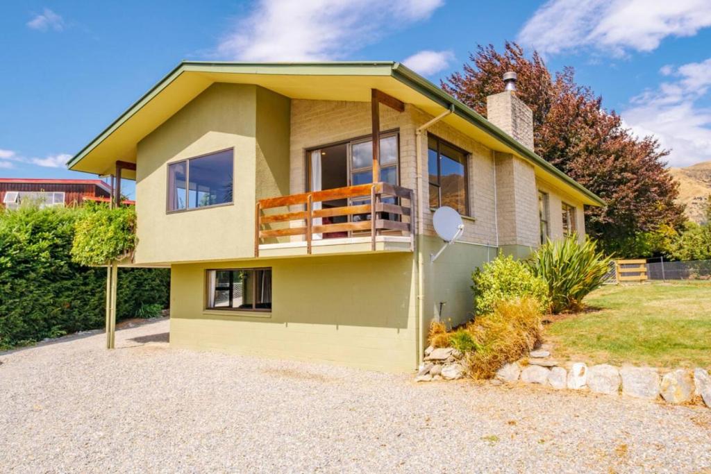 Wanaka住宿推薦-Wanaka Lake view with a Games Room that Sleeps 8 Wanaka住宿推薦-Wanaka Lake view with a Games Room that Sleeps 8