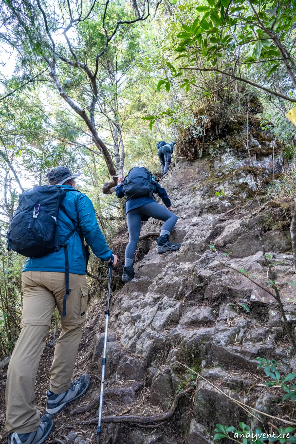 西巒大山－登山路線攻略，單攻百岳的極致，挑戰一天爬三座101的高度