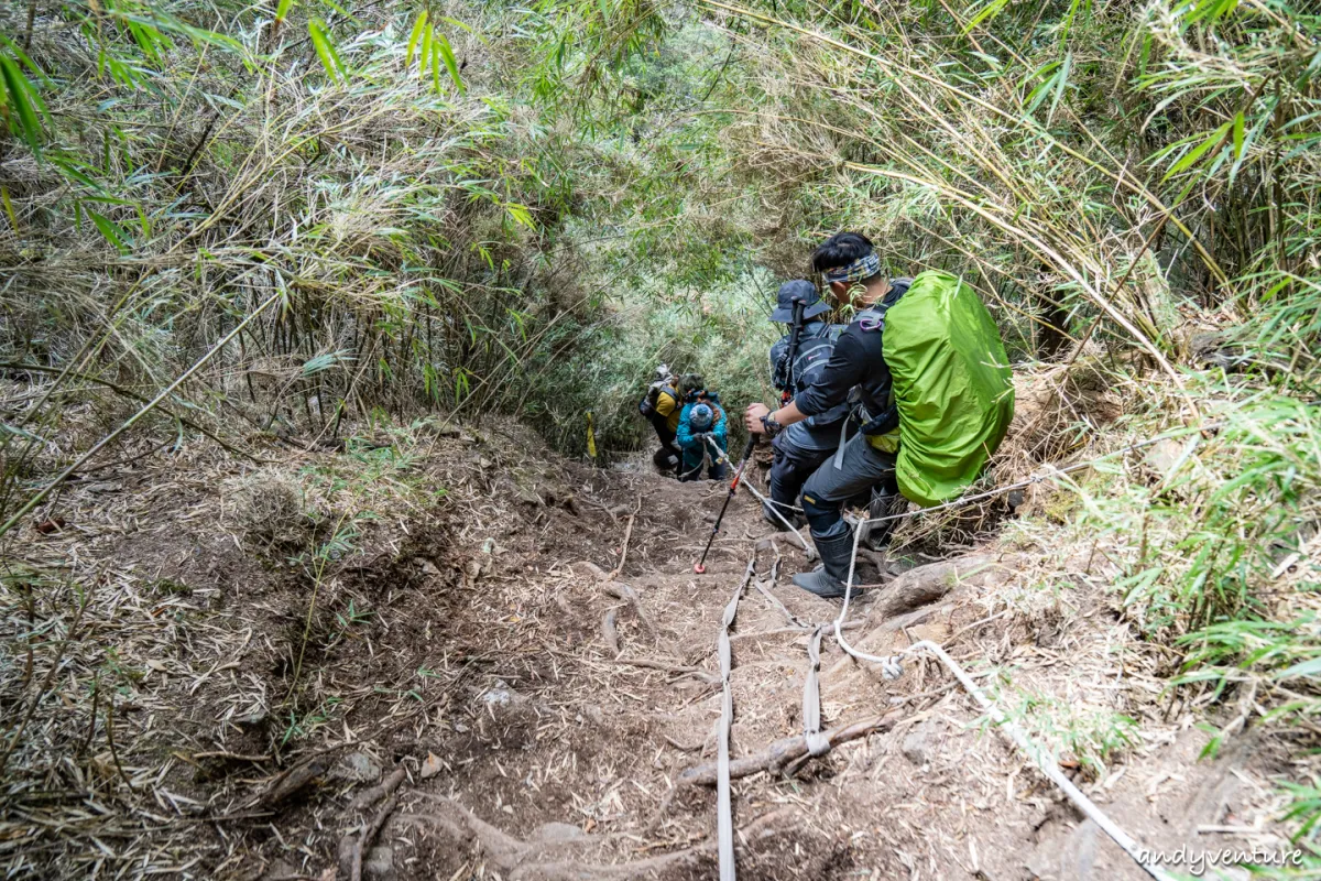 西巒大山－登山路線攻略，單攻百岳的極致，挑戰一天爬三座101的高度