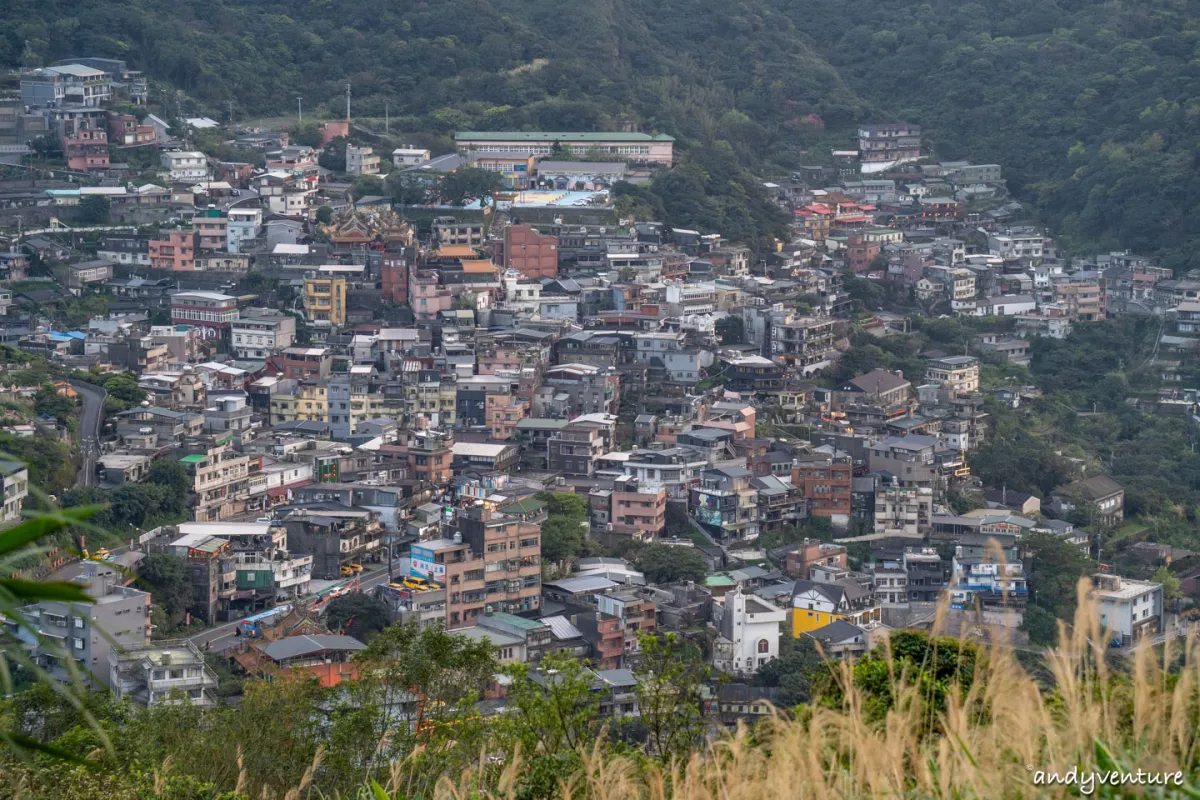 基隆山(雞籠山)－路線攻略，九份山城夜景最佳拍攝地點