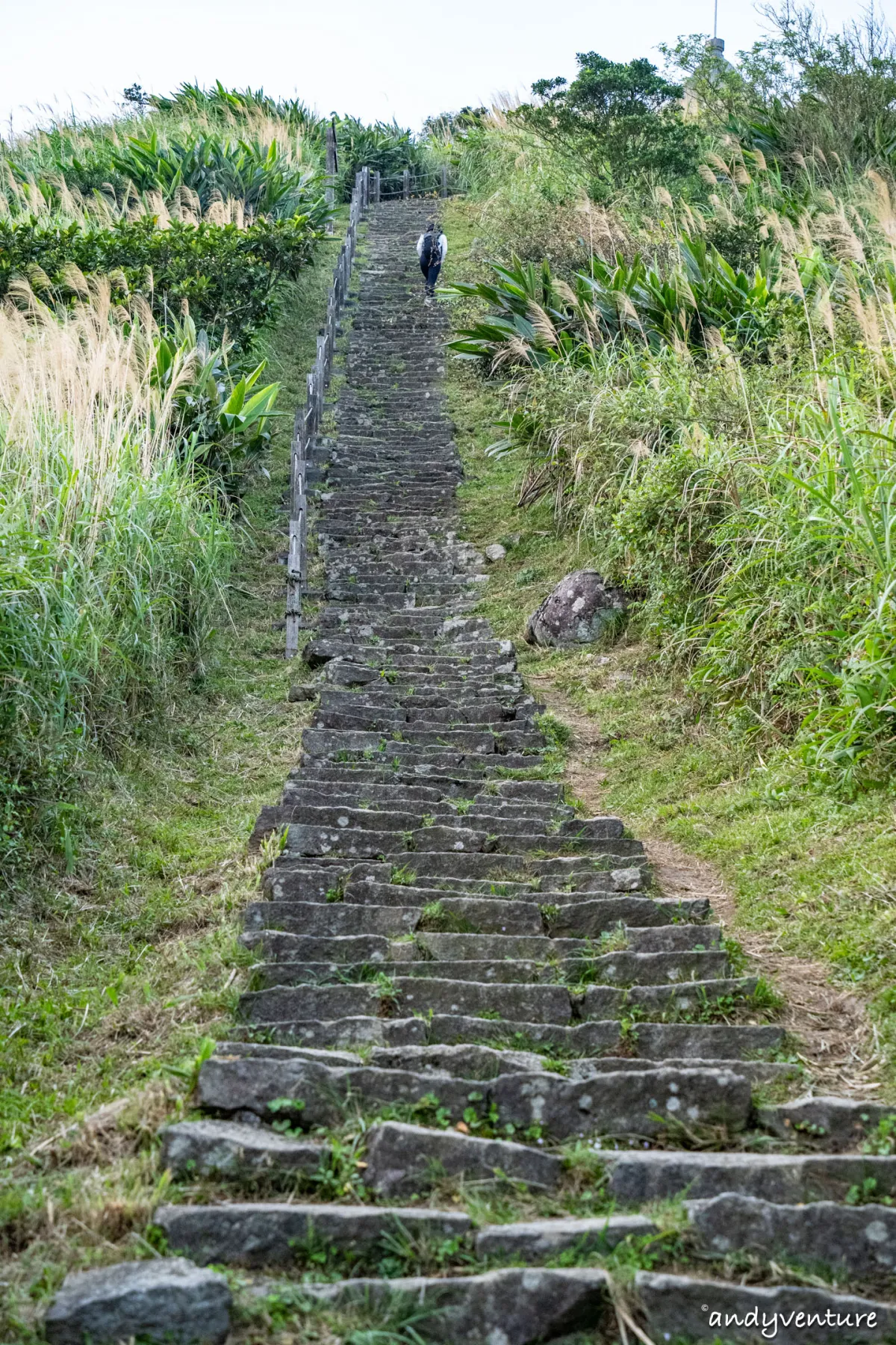 基隆山(雞籠山)－路線攻略，九份山城夜景最佳拍攝地點