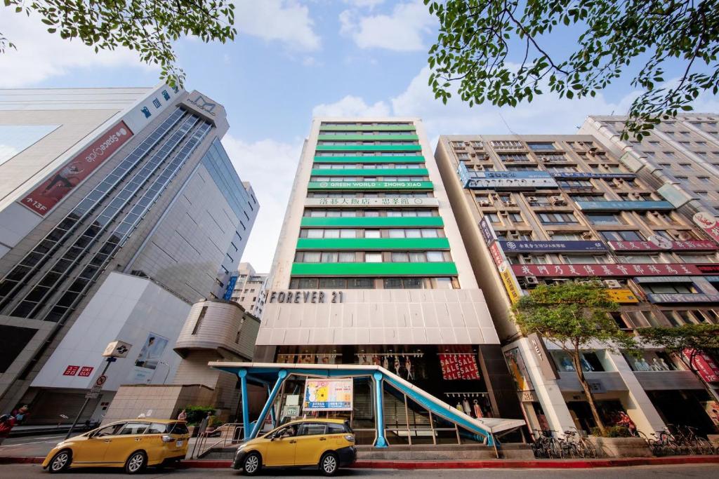 台北大巨蛋住宿-洛碁大飯店 台北大巨蛋住宿-洛碁大飯店