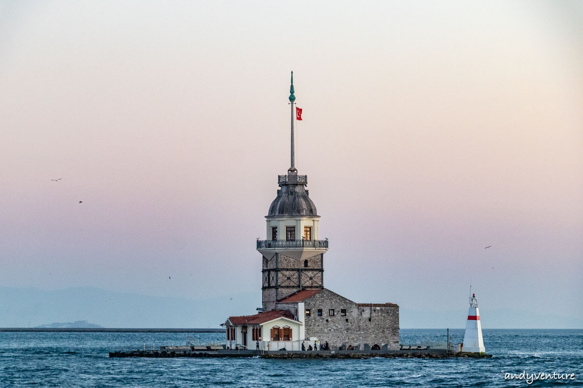 博斯普魯斯海峽遊船－從海上欣賞伊斯坦堡沿岸景色｜伊斯坦堡｜土耳其租車旅遊